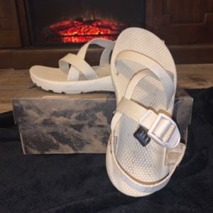 Nude chacos Clearance